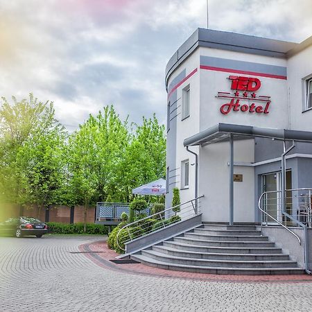 ראדומסק Hotel Ted מראה חיצוני תמונה