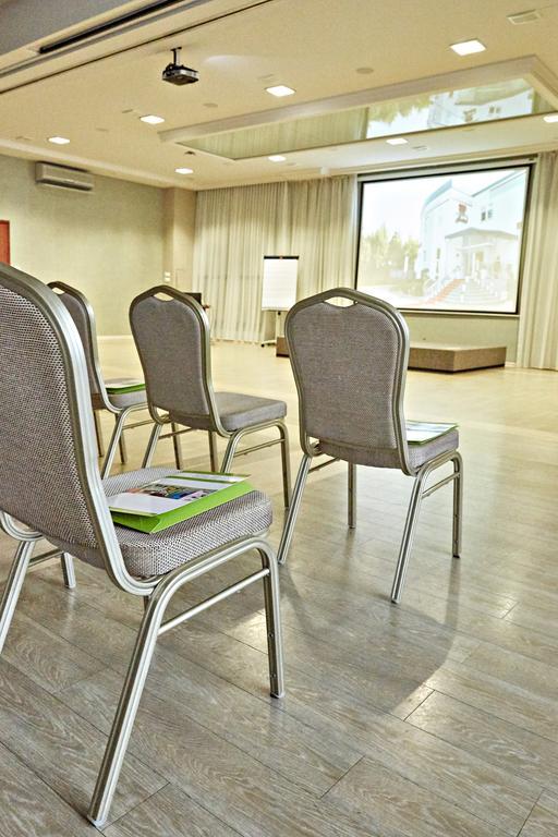 ראדומסק Hotel Ted מראה חיצוני תמונה