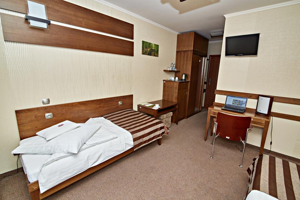 ראדומסק Hotel Ted חדר תמונה