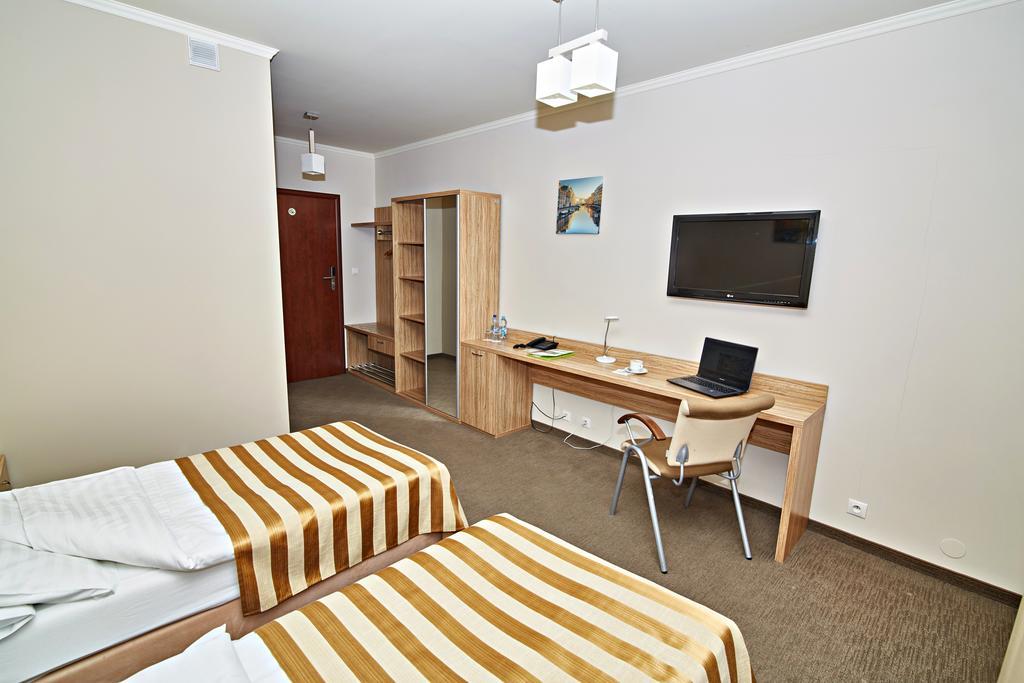 ראדומסק Hotel Ted מראה חיצוני תמונה